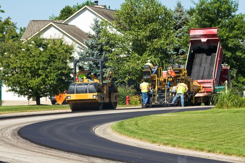 HOA asphalt paving installation in Miami